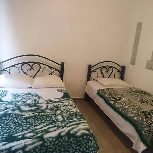 Hostal Maple 